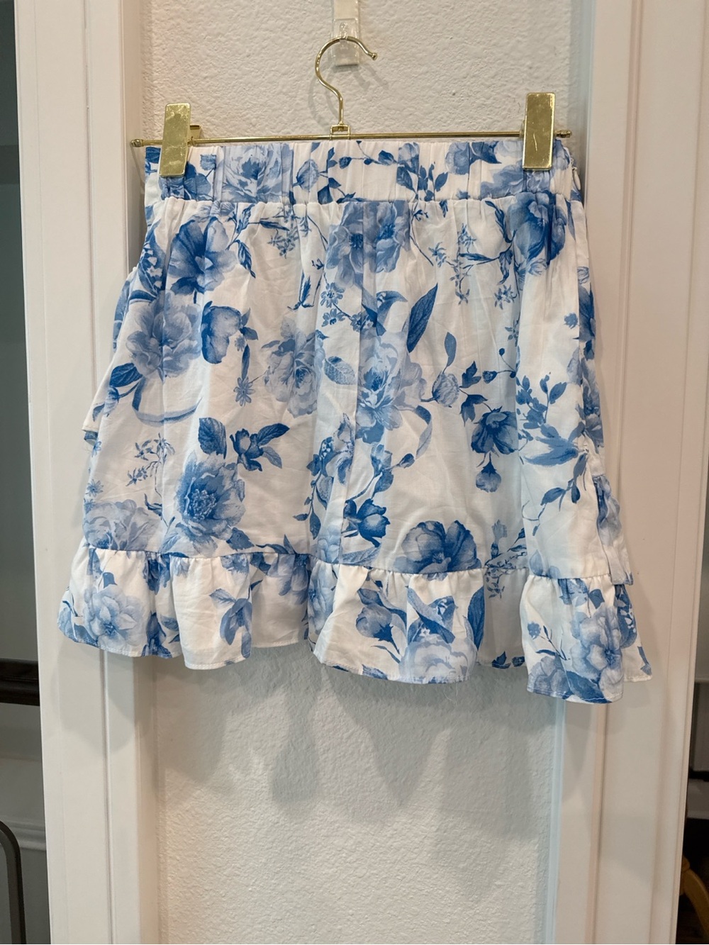 Do + Be Blue White Floral Ruffle Mini Skirt NWT Cottagecore Coquette - Picture 4 of 4